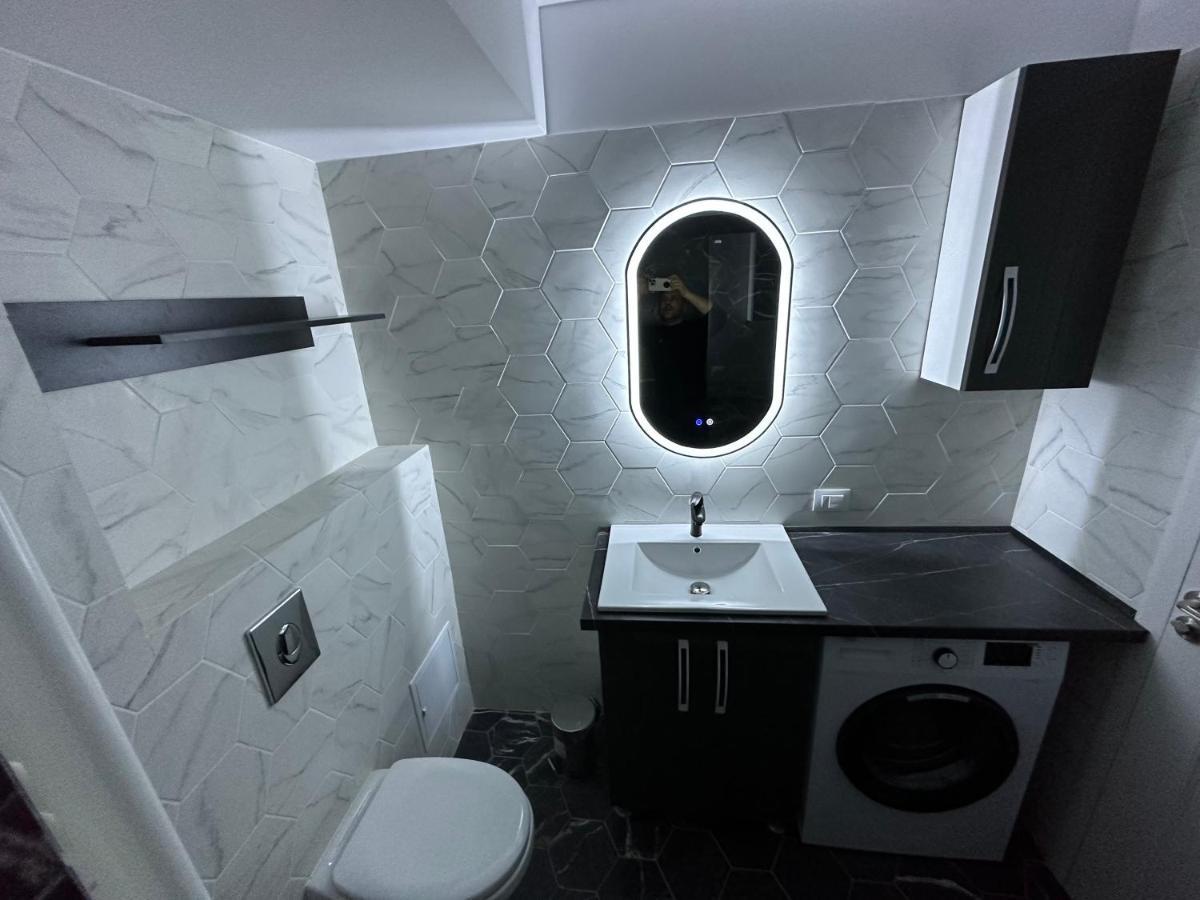 Apartament Lux Bacovia 2 Apartment Bacau Ngoại thất bức ảnh
